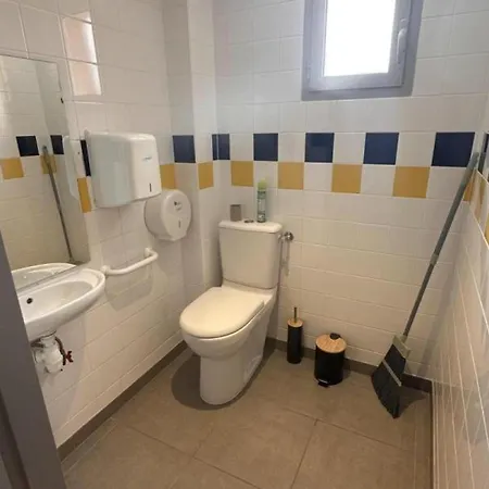 De Groupe Jusqu'a 36 Pers., Jardin Et Wifi - Fr-1-489-603 Ferienhaus