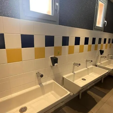 De Groupe Jusqu'a 36 Pers., Jardin Et Wifi - Fr-1-489-603 * Dornes