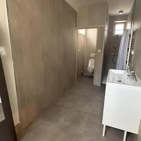 Casa vacanze De Groupe Jusqu'à 36 Pers., Jardin Et Wifi - Fr-1-489-603 Louchy-Montfand