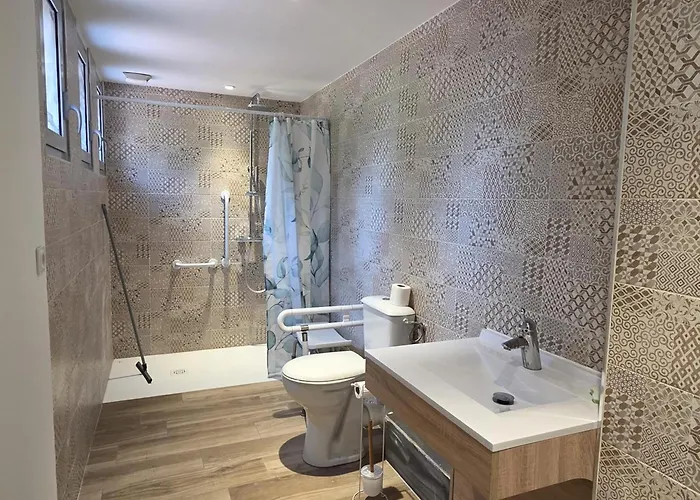 De Groupe Jusqu'a 36 Pers., Jardin Et Wifi - Fr-1-489-603 *